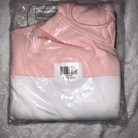 New Hollister hoodie - Picture 5 of 5